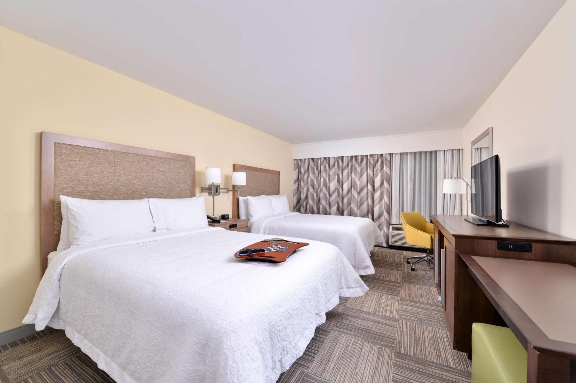 Hampton Inn Картерсвилл Экстерьер фото