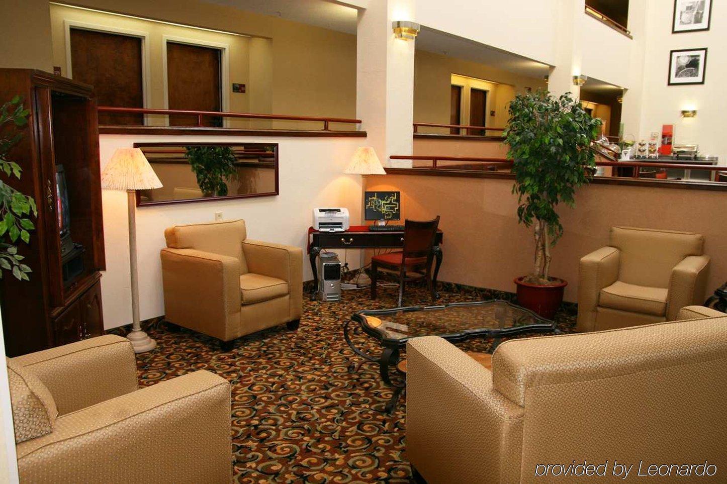Hampton Inn Картерсвилл Интерьер фото