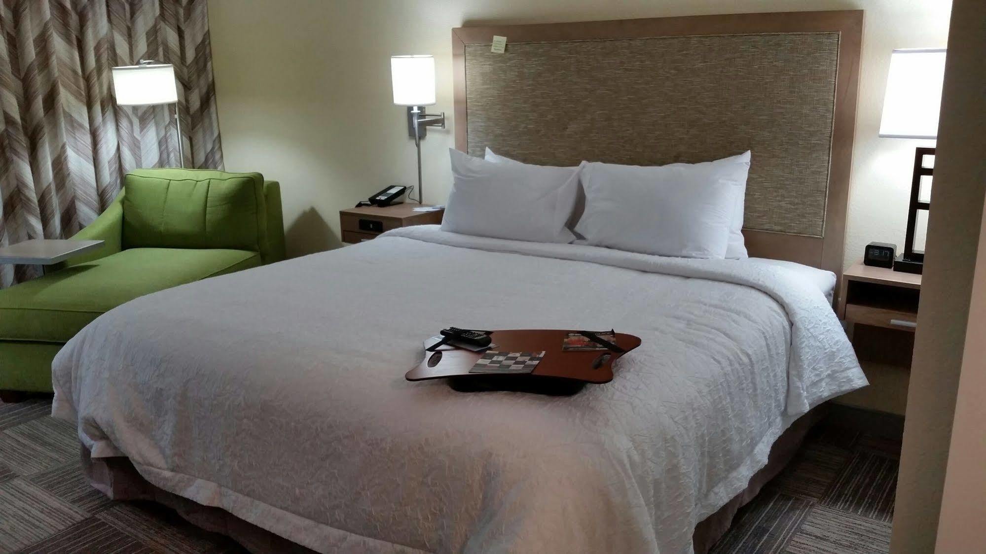 Hampton Inn Картерсвилл Экстерьер фото
