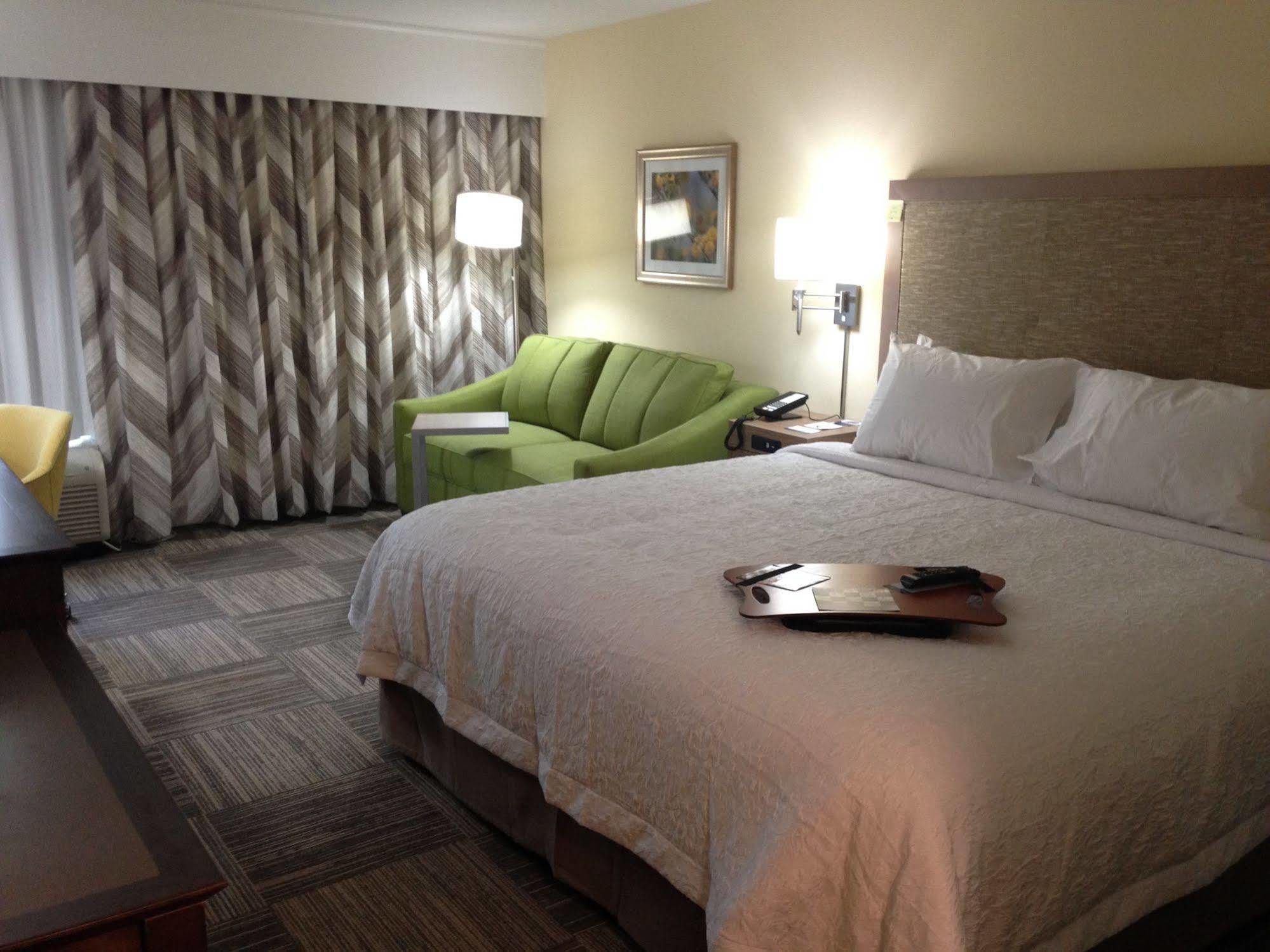 Hampton Inn Картерсвилл Экстерьер фото