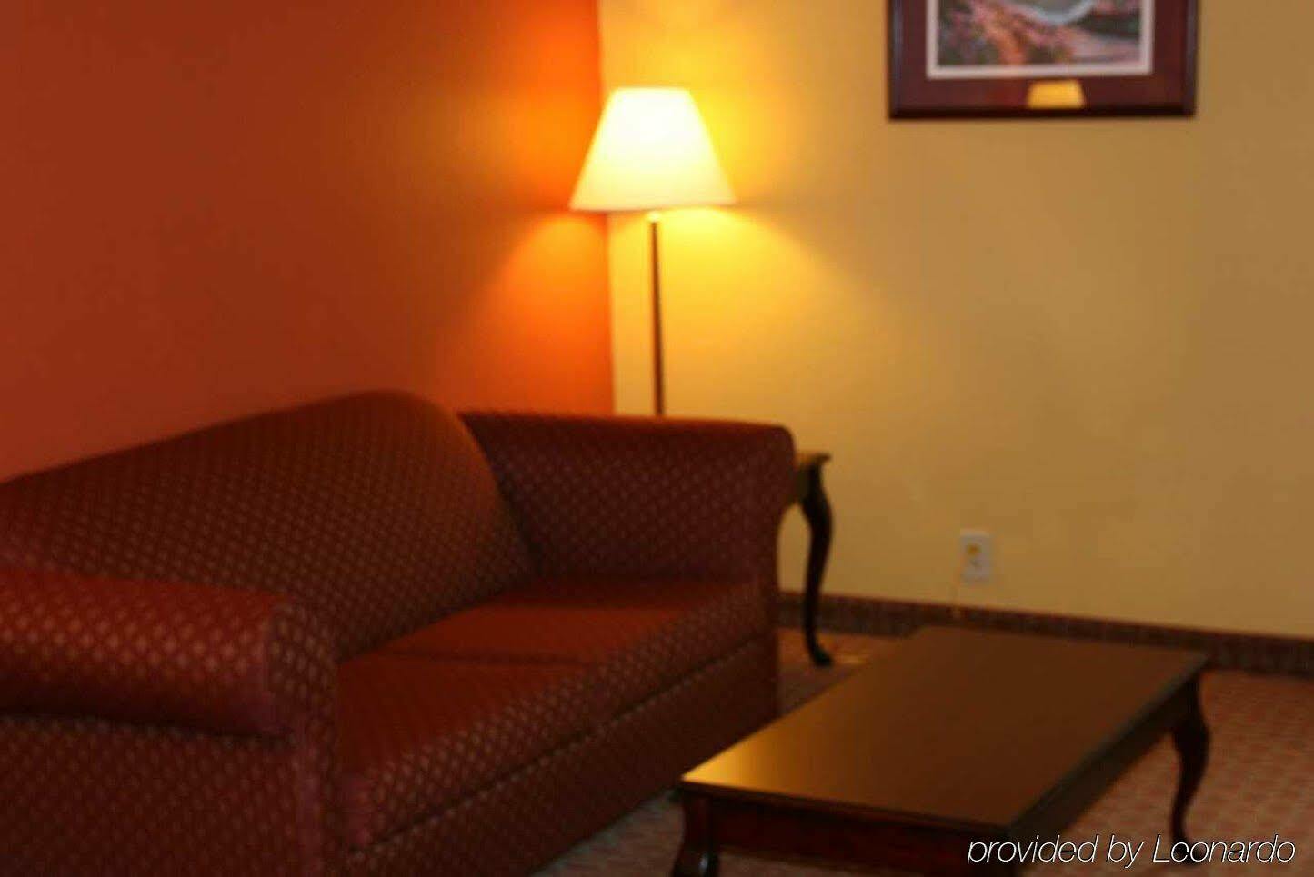 Hampton Inn Картерсвилл Экстерьер фото